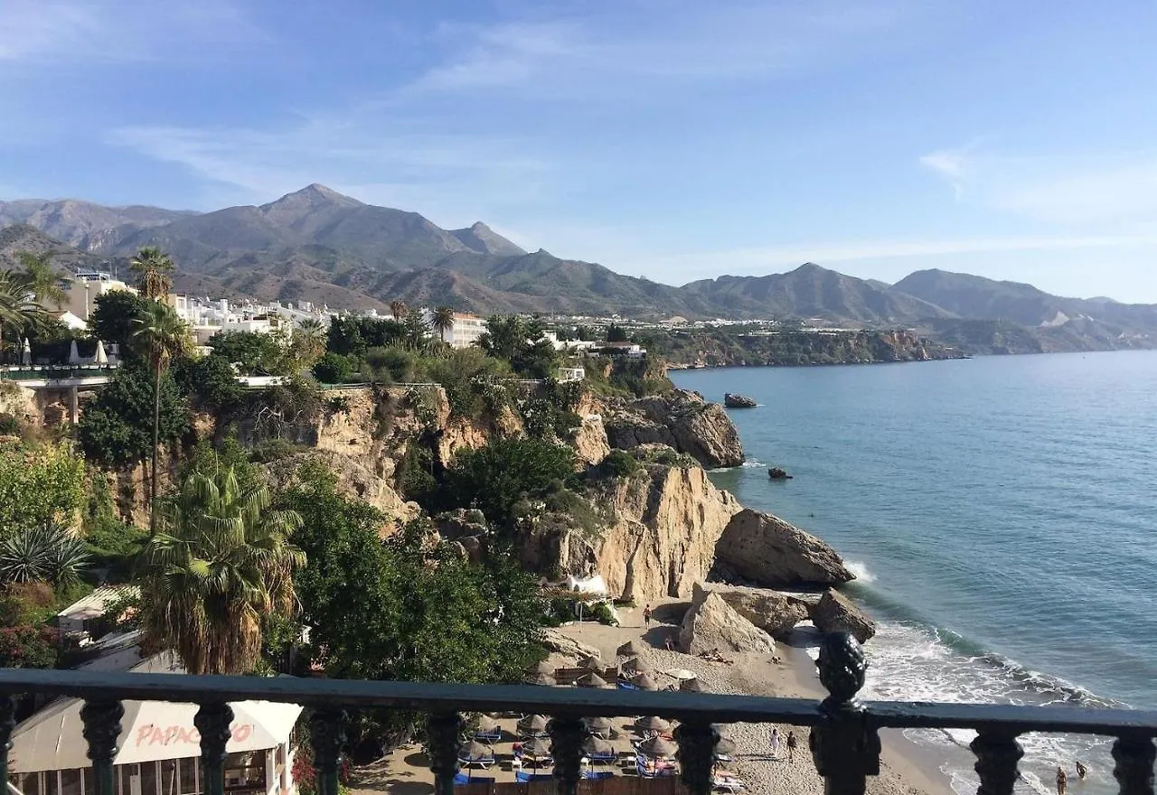 Spacious Apartment Lovely View Nerja